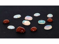 Synthetisch opaal en zonnesteen set van 12 - 51,60 karaat - afbeelding 1 van  10