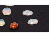 Synthetisch opaal en zonnesteen set van 12 - 51,60 karaat - afbeelding 6 van  10