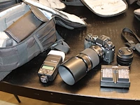Systeemcamera fujifilm x-t2 voorzien van de telezoomlens fujifilm fujinon xf 55-200mm f/3.5-4.8 r lm ois en... - afbeelding 1 van  5
