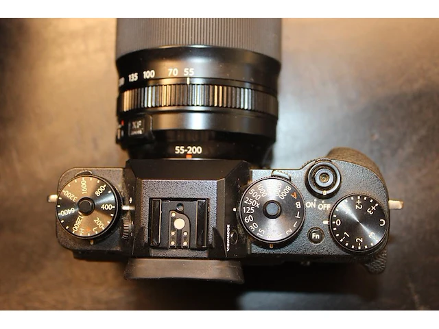 Systeemcamera fujifilm x-t2 voorzien van de telezoomlens fujifilm fujinon xf 55-200mm f/3.5-4.8 r lm ois en... - afbeelding 4 van  5