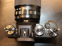 Systeemcamera fujifilm x-t2 voorzien van de telezoomlens fujifilm fujinon xf 55-200mm f/3.5-4.8 r lm ois en... - afbeelding 4 van  5