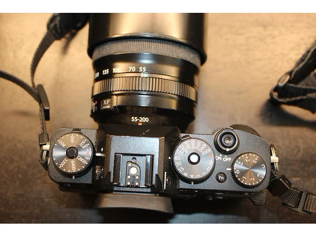 Systeemcamera fujifilm x-t3 voorzien van de telezoomlens fujifilm fujinon xf 55-200mm f/3.5-4.8 r lm ois en... - afbeelding 4 van  4