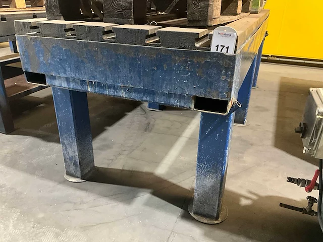 T-gleuf opspantafel - afbeelding 1 van  4