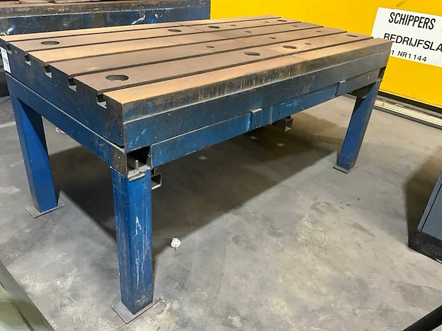 T-gleuf opspantafel - afbeelding 1 van  3