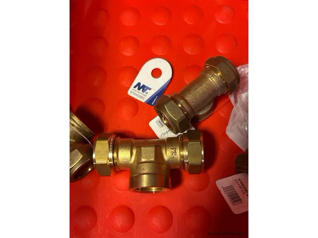 T koppeling verlopend super knel 22x1/2" bn lx22 mm - partij - afbeelding 2 van  3