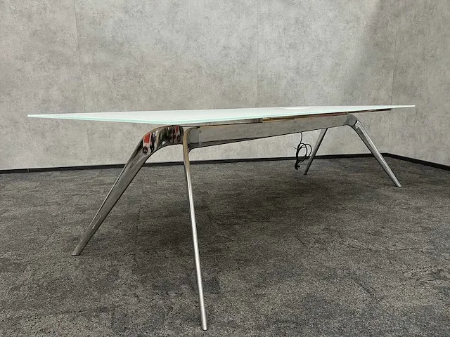 T-no.1 fritz hansen todd bracher - tb3 design glazen tafel 280x100 - afbeelding 2 van  32