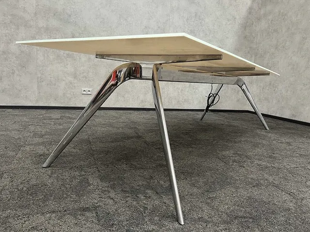 T-no.1 fritz hansen todd bracher - tb3 design glazen tafel 280x100 - afbeelding 17 van  32