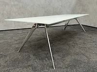 T-no.1 fritz hansen todd bracher - tb3 design glazen tafel 280x100 - afbeelding 1 van  32