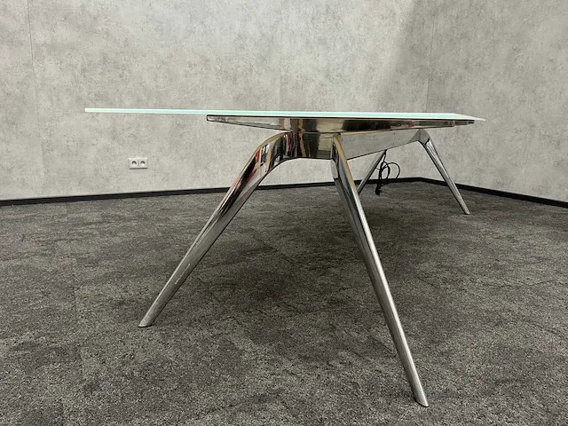 T-no.1 fritz hansen todd bracher - tb3 design glazen tafel 280x100 - afbeelding 26 van  32