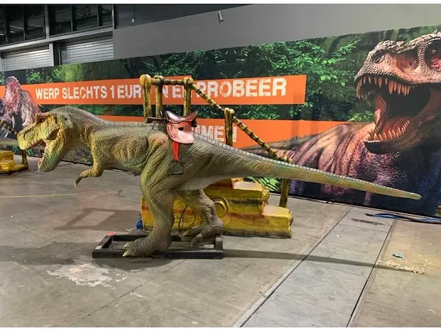 T-rex ride - afbeelding 7 van  15