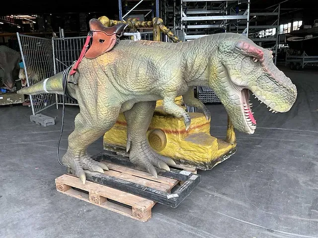 T-rex ride - afbeelding 8 van  15