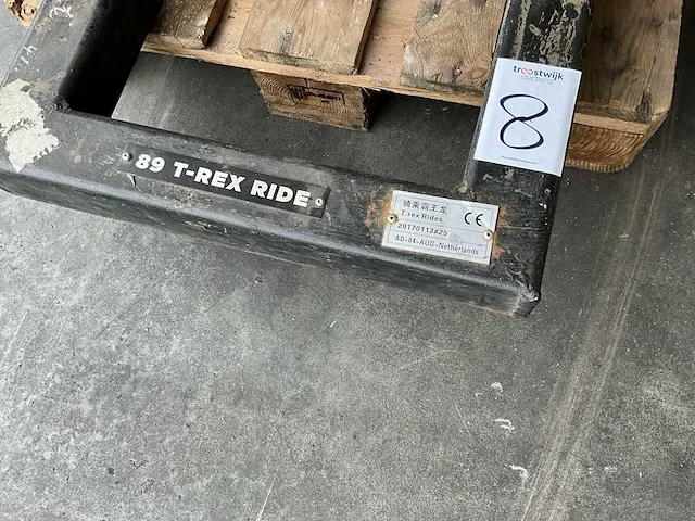 T-rex ride - afbeelding 15 van  15
