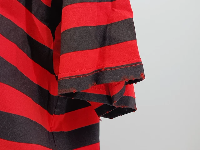 T-shirt, maat xl, givenchy - afbeelding 14 van  14