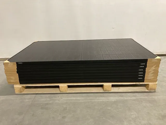 T-solar - t-410m54-18dhv - set van 8 full black (410 wp) glas-glas zonnepanelen - afbeelding 1 van  3