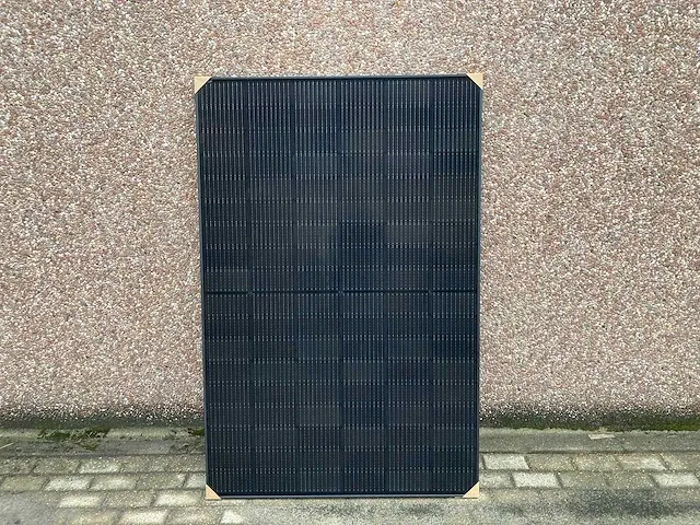 T-solar - t-410m54-18hv - pallet met 36 t-solar full black (410 wp) zonnepanelen (totaal 14.760 wp) - afbeelding 2 van  6