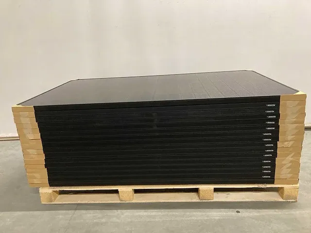 T-solar - t-410m54-18hv - set van 15 full black (410 wp) zonnepanelen en 1 blaupunkt bpt-v03-06.0 omvormer (3-fase) - afbeelding 4 van  11