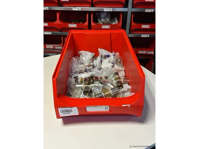 T stuk gelijk 25x25x25 - partij - afbeelding 1 van  3