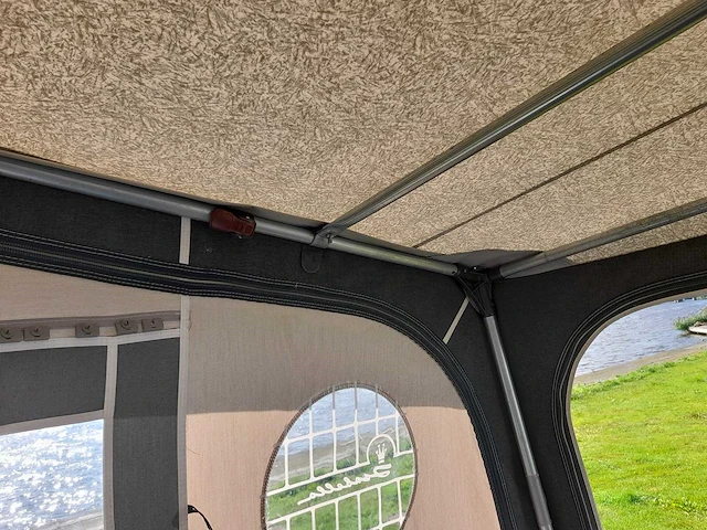 Tabbert jeunesse caravan inclusief isabella voortent - afbeelding 4 van  51
