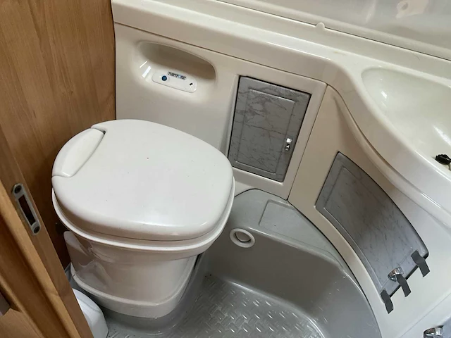 Tabbert jeunesse caravan inclusief isabella voortent - afbeelding 27 van  51
