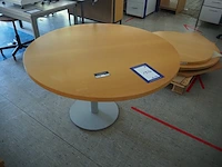 Table and table tops - afbeelding 1 van  4