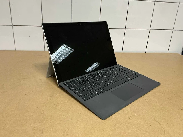 Tablet - microsoft - surface pro 4 - i7-6650u - afbeelding 1 van  6
