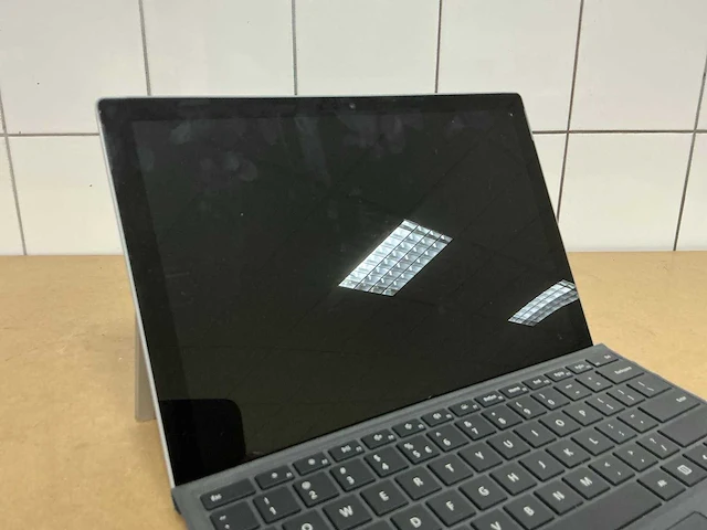 Tablet - microsoft - surface pro 5 - i5-7300u - afbeelding 3 van  7