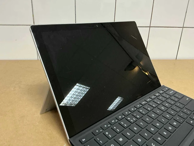 Tablet - microsoft - surface pro 5 - i5-7300u - afbeelding 3 van  6