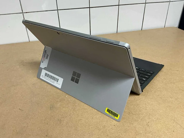 Tablet - microsoft - surface pro 5 - i5-7300u - afbeelding 4 van  6