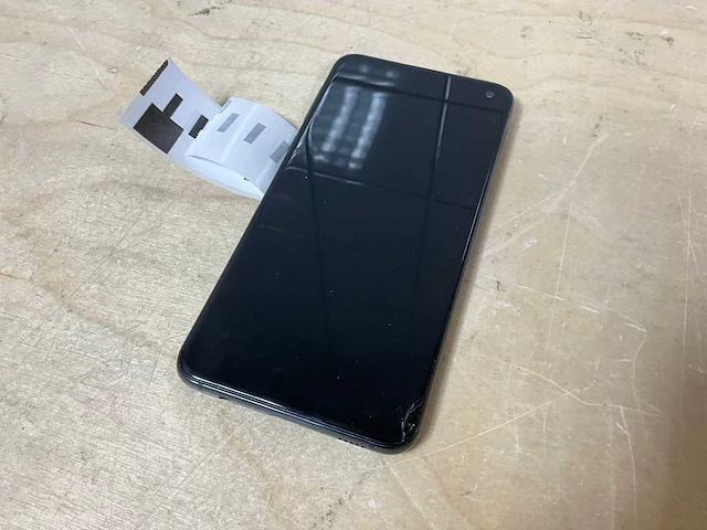 Tablet - samsung - galaxy s10e - afbeelding 2 van  3