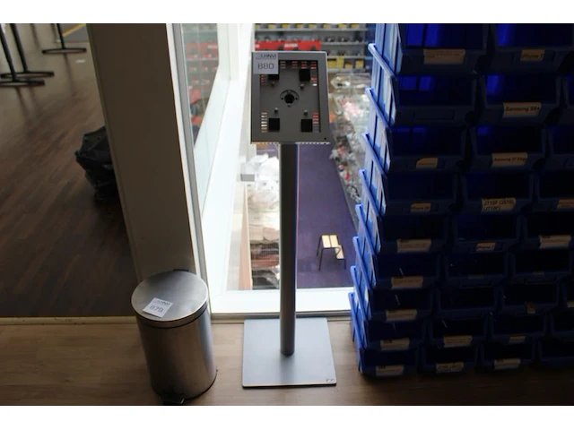 Tablethouder ergo hoogte 112 cm - afbeelding 1 van  2