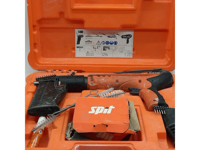 Tackmachine, spit, p370 spitfire - afbeelding 8 van  15