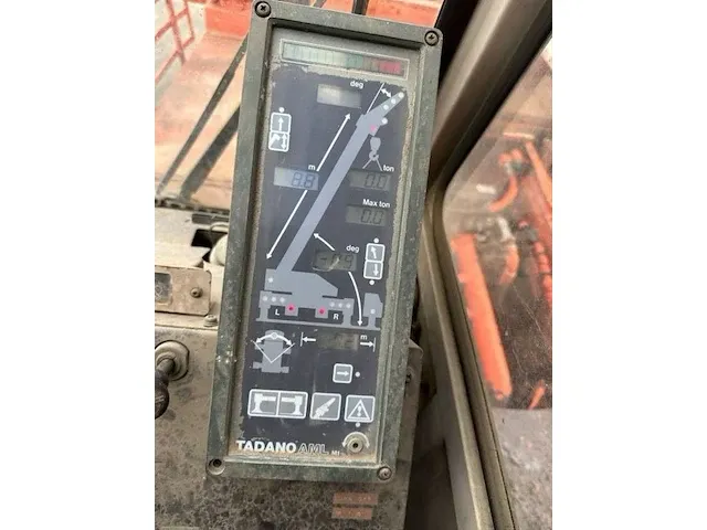 Tadano ar-300e crane 30ton telescoopkraan - afbeelding 2 van  11