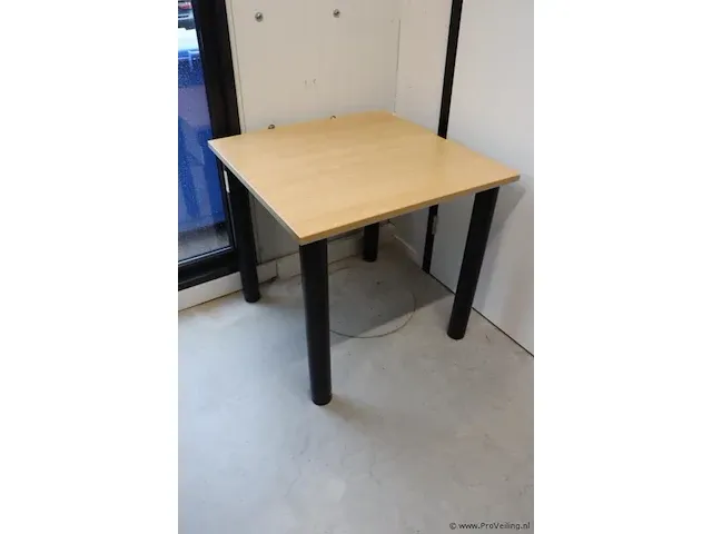 Tafel - 80x80x75 cm - afbeelding 1 van  3