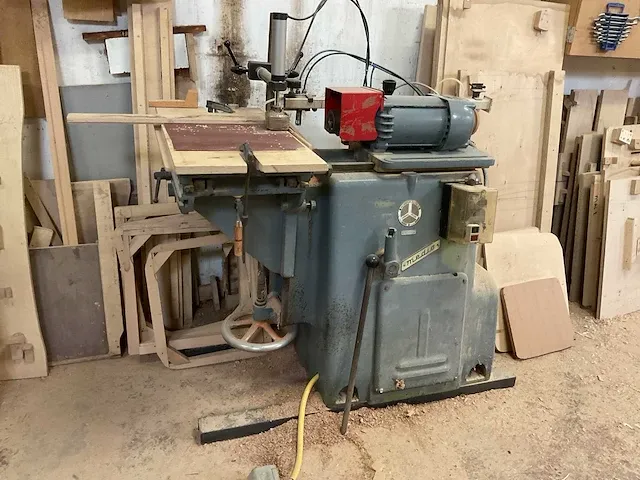 Tafel- en spilfreesmachine - afbeelding 7 van  14