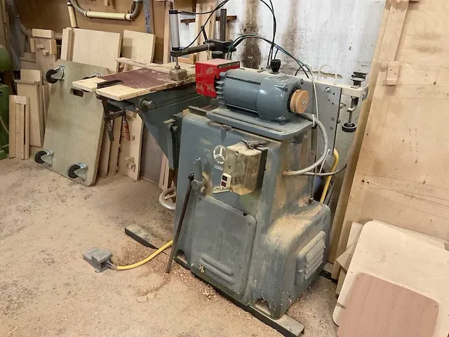 Tafel- en spilfreesmachine - afbeelding 8 van  14