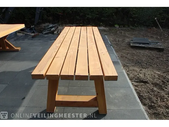 Tafel a poot - afbeelding 1 van  4