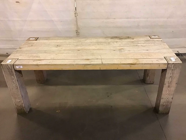 Tafel hout - afbeelding 1 van  3
