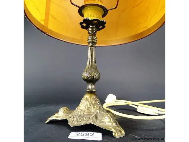 Tafel lamp op bronzen voet - afbeelding 2 van  5
