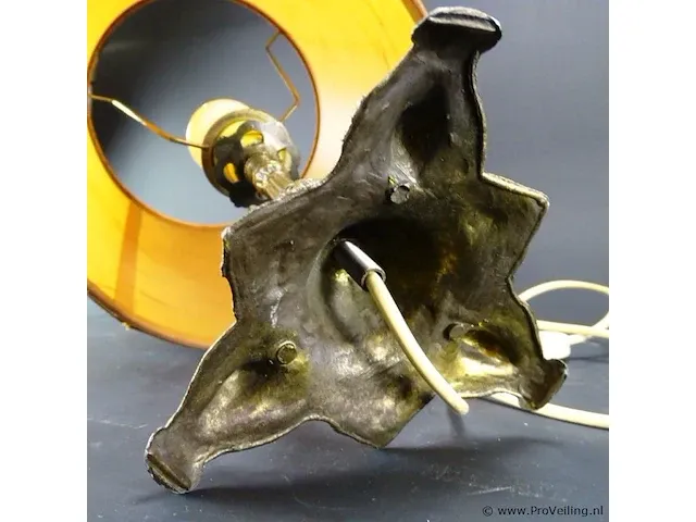 Tafel lamp op bronzen voet - afbeelding 5 van  5
