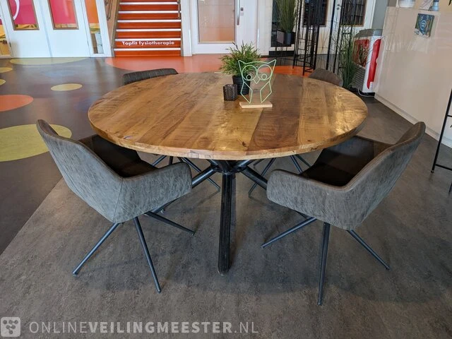 Tafel met 4 draaistoelen - afbeelding 1 van  5