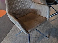 Tafel met 4 draaistoelen - afbeelding 4 van  5