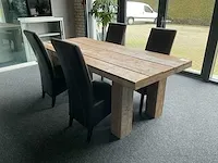 Tafel met 4 stoelen - afbeelding 1 van  8