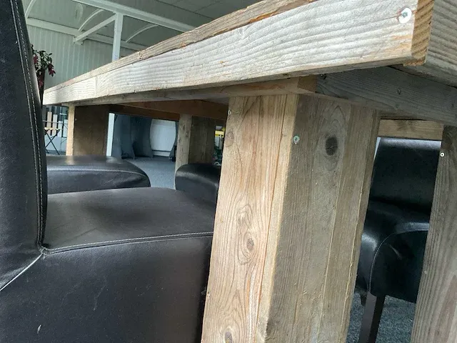 Tafel met 4 stoelen - afbeelding 7 van  8