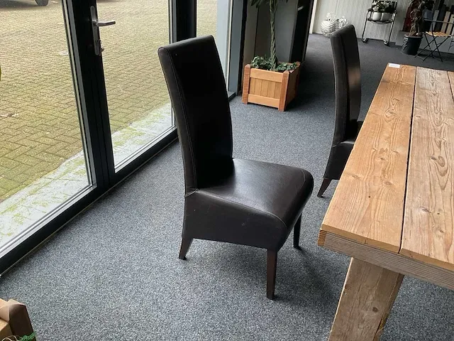 Tafel met 4 stoelen - afbeelding 8 van  8