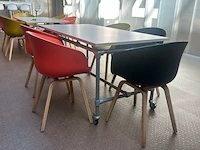 Tafel met 5 stoelen - afbeelding 2 van  8