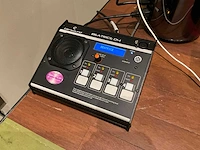 Tafel met audio apparatuur - afbeelding 7 van  7