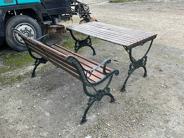 Tafel met bank - afbeelding 4 van  4
