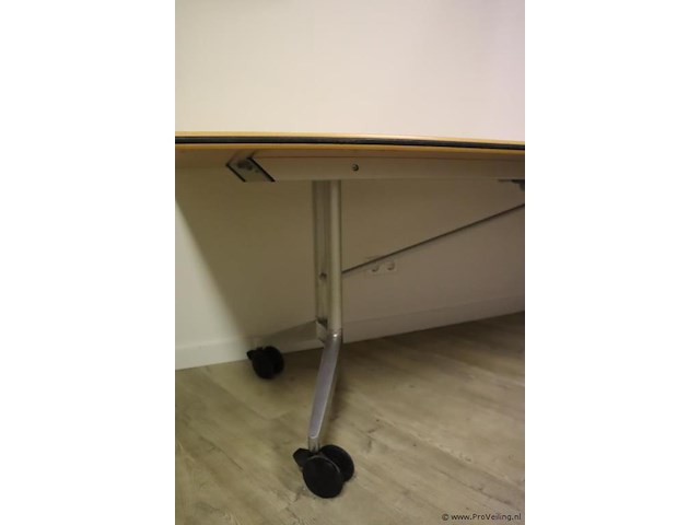 Tafel op wielen - 260x90x73cm - afbeelding 2 van  5