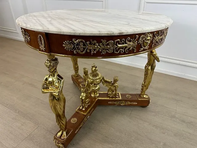 Tafel - afbeelding 1 van  6