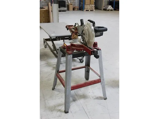 Tafelafkortverstekzaag op onderstel einhell tc-sm 2531u. - afbeelding 2 van  3